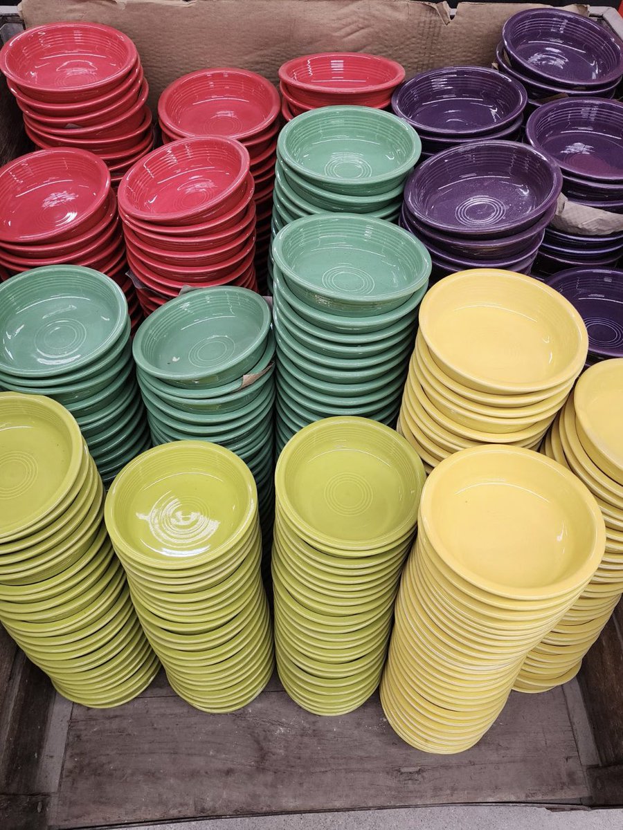 Fiesta Outlet Stores tweet media