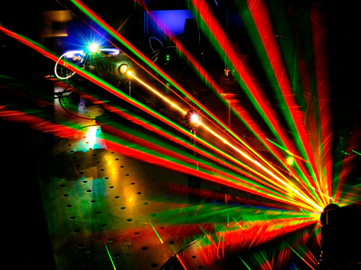 Ventsislav Valev (@vkvalev) on Twitter photo We are looking to recruit a postdoctoral researcher in experimental nanophotonics, for up to 3 years.
About our research group: valev.org
Announcement:
bath.ac.uk/jobs/Vacancy.a…
<a href="/IEEEPhotonics/">IEEE Photonics Society</a> <a href="/SPIEtweets/">SPIE</a> <a href="/OpticaWorldwide/">Optica</a> @IOPOpticalGroup <a href="/europeanoptics/">European Optical Society (EOS)</a> We are looking to recruit a postdoctoral researcher in experimental nanophotonics, for up to 3 years.
About our research group: valev.org
Announcement:
bath.ac.uk/jobs/Vacancy.a…
<a href="/IEEEPhotonics/">IEEE Photonics Society</a> <a href="/SPIEtweets/">SPIE</a> <a href="/OpticaWorldwide/">Optica</a> @IOPOpticalGroup <a href="/europeanoptics/">European Optical Society (EOS)</a>