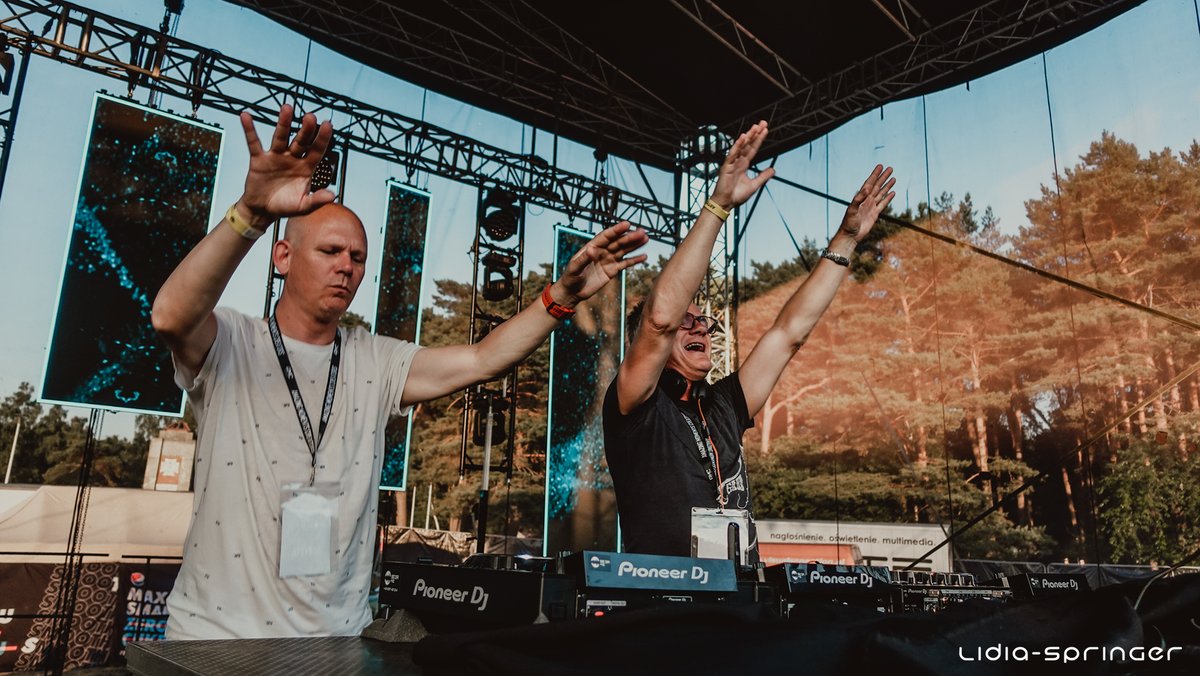 LidiaSpringer's tweet image. Photos from #maltagardenfestival 2023 from #Poznan  Poland. @4Stringsmusic 🫶 Check more on lidiaspringer.com