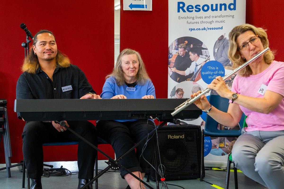 royalphilorch's tweet photo. At 2pm today RPO musicians, alongside patients and carers, are performing in @northpointsc in Hull for a free lunchtime concert, the culmination of this summer's STROKESTRA® project from RPO Resound, aiding stroke patients' recovery through music-making 🎶🥁🎻

📷 @bbclooknorth https://t.co/9AZc5KTGAW