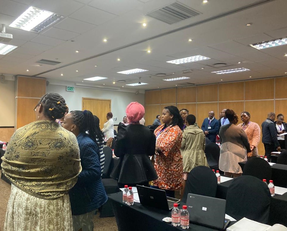 khanyisainanda's tweet image. The end of our productive Lead Where You Are Workshop 3: "What you water will grow." Keep nurturing your leadership journey. Thank you for being a part of this enriching experience. Keep flourishing! 🙌
.
.
.
.
#Workshop3
#Leadership
#KICP