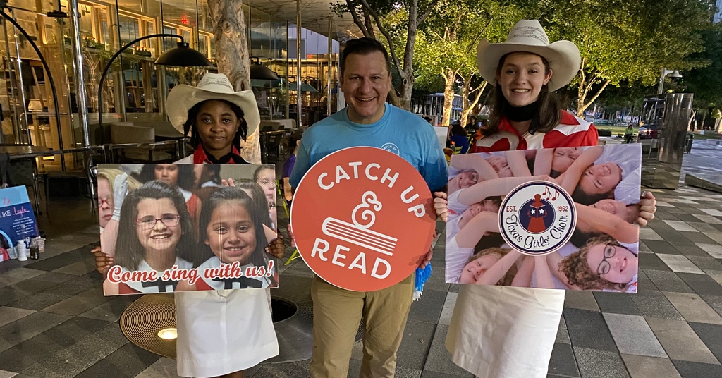 It was a great morning to be up with NTX Giving Day WFAA Daybreak at Klyde Warren Park! Mark your calendar for 9.21.23 and support Catch Up & Read! #iamup #literacy4all #NTXGD #NTXGivingDay