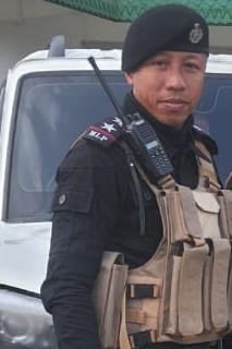 We <a href="/MeghalayaPolice/">Meghalaya Police</a> mourn the untimely death of UBSI Wallambok Kharkongor&amp;convey our deepest condolences to the bereaved family.With his end,we have lost a devoted cop who always stood to help people.May his brave soul rests in eternal peace
<a href="/SangmaConrad/">Conrad K Sangma</a> <a href="/PIBShillong/">PIB In Meghalaya</a> <a href="/ejhpolice/">🇮🇳 East Jaintia Hills Police 🇮🇳</a>