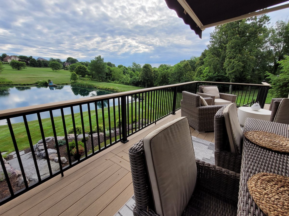 You've got to have posts for your railing, but you don't want them to impede on your view or be too bulky. Today on the blog: 3 Ways to Minimize the Posts in Your Railing System.

hubs.ly/Q01Z8W1d0