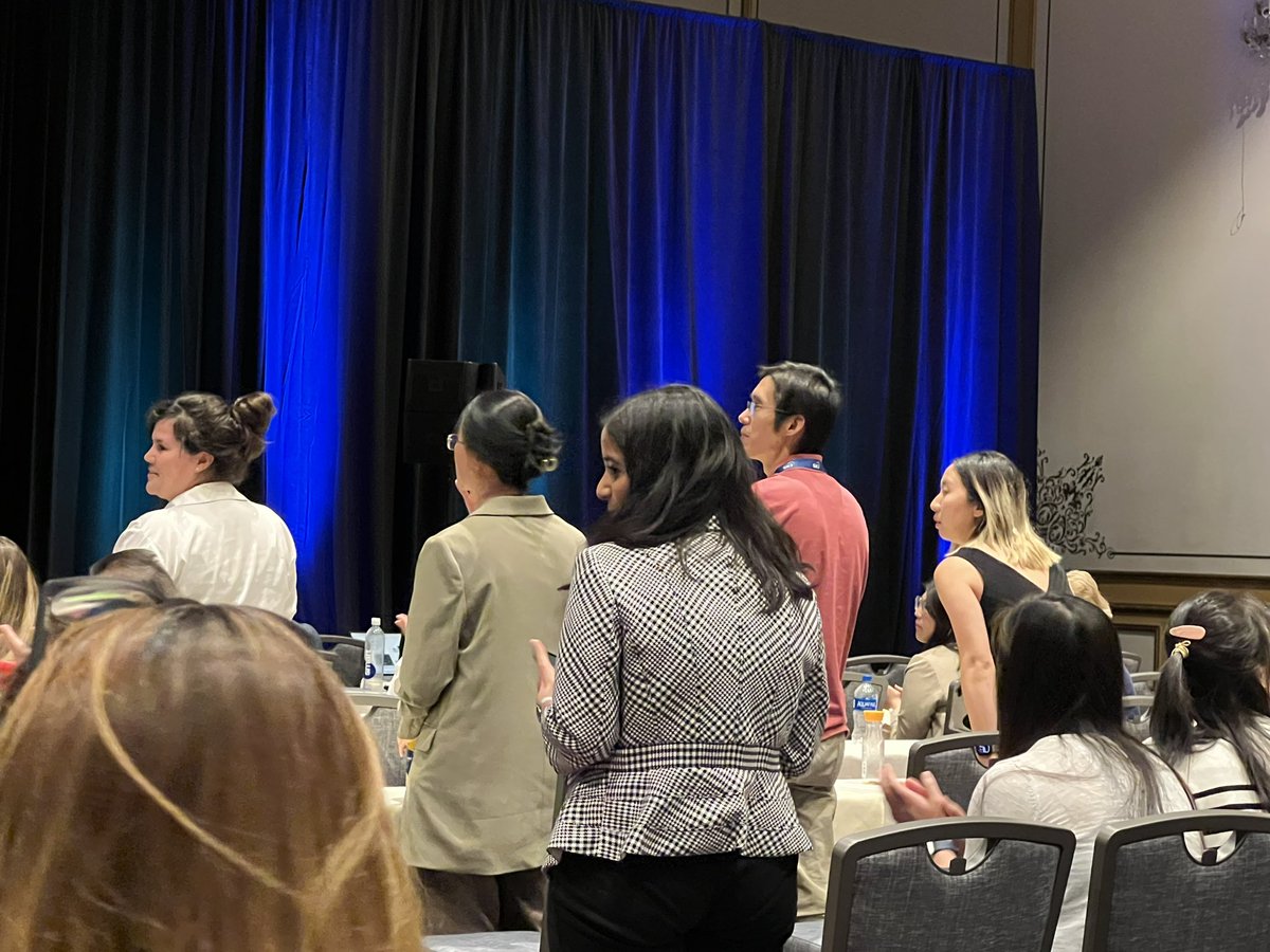 yeolab's tweet photo. @FanfeiM and @wangjennifer0 are recognized for the best poster presentations at #CRS2023 , and @YoonYeo4 wins 7x for $5 investment at Vegas! https://t.co/xdhYgebtQx