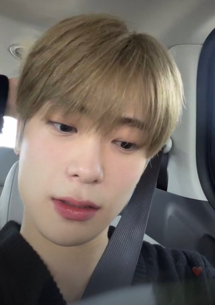 johnnyjaeisreal's tweet photo. วาสนาผู้ใดน้อ                      น้องเอง https://t.co/6NUTEy1xFM