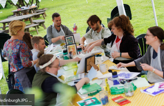 SAMHtweets's tweet photo. Our Edinburgh colleagues got together to celebrate #100YearsofSAMH and focus on our wellbeing.
We took part in things like arts and crafts, yoga, garden games, pizza making, and infusing fresh herbs to create refreshing drinks.
Thanks to our Redhall service for hosting! https://t.co/h4aLEpaktS