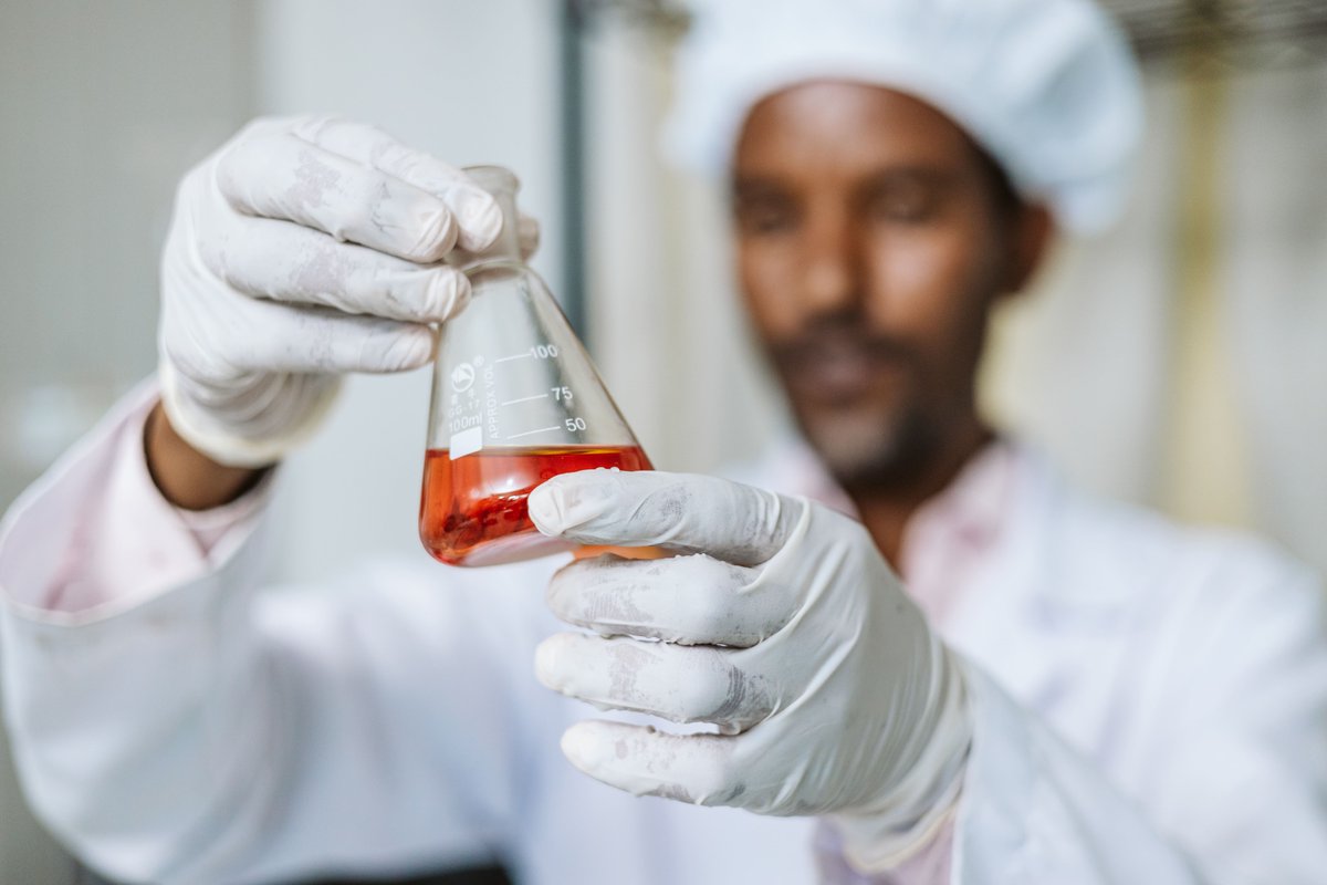 NutritionIntl's tweet photo. #Iodine consumption is critical for pregnant women and children to ensure full brain development. @NutritionIntl works with salt producers around the world to expand and speed up the adoption of #UniversalSaltIodization.
https://t.co/iMqtzwz9r9 https://t.co/nt8K8Zgfk2