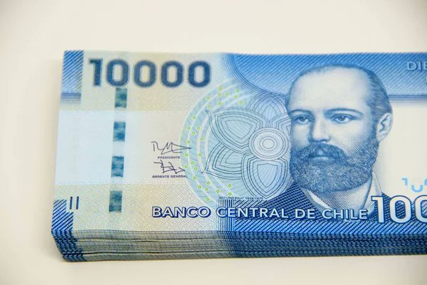 RRNoticiasqro's tweet photo. 🔴#Mundo🔴 Chile alcanza histórica baja en pobreza

Entérate aquí 👉 https://t.co/YWsmF0nV3g https://t.co/KMoc0SHgZ1