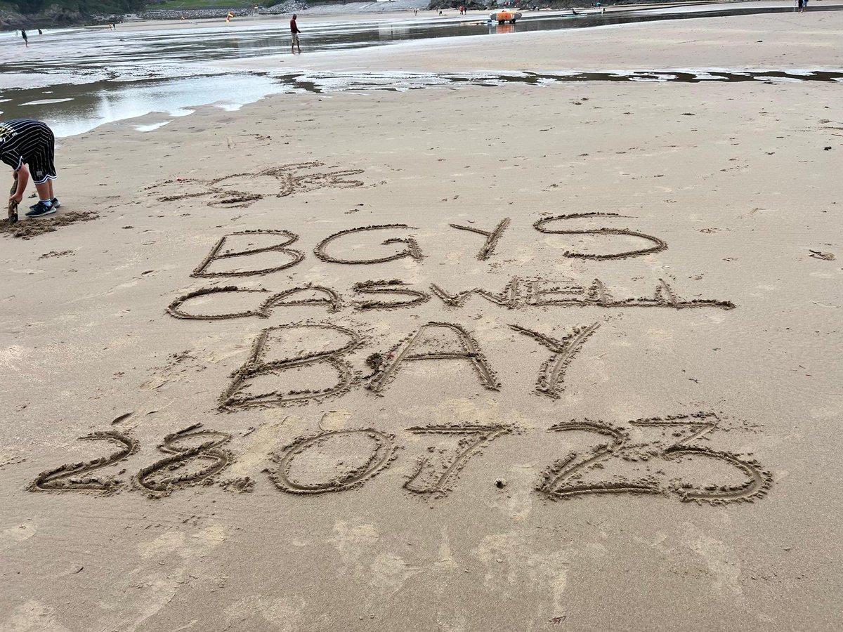 BGYouthService's tweet photo. Caswell Bay trip today 🙌🏻👏🏼
Some great fun down at the beach with loads of activities and a BBQ for the young people ☺️
#Summer2023 #youthworkworks https://t.co/8RPee33sbv