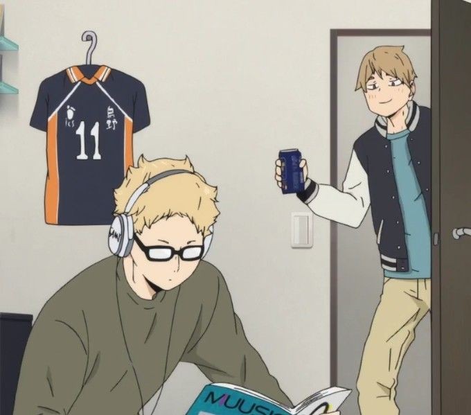 funny thing i just realised is that kirishima ikuya and tsukishima kei were not only voiced by kōki uchiyama, but also had brother issues that caused an impact on their feelings and thoughts for their respective sports 🤔 both of them are misunderstood characters too 😭😭😭