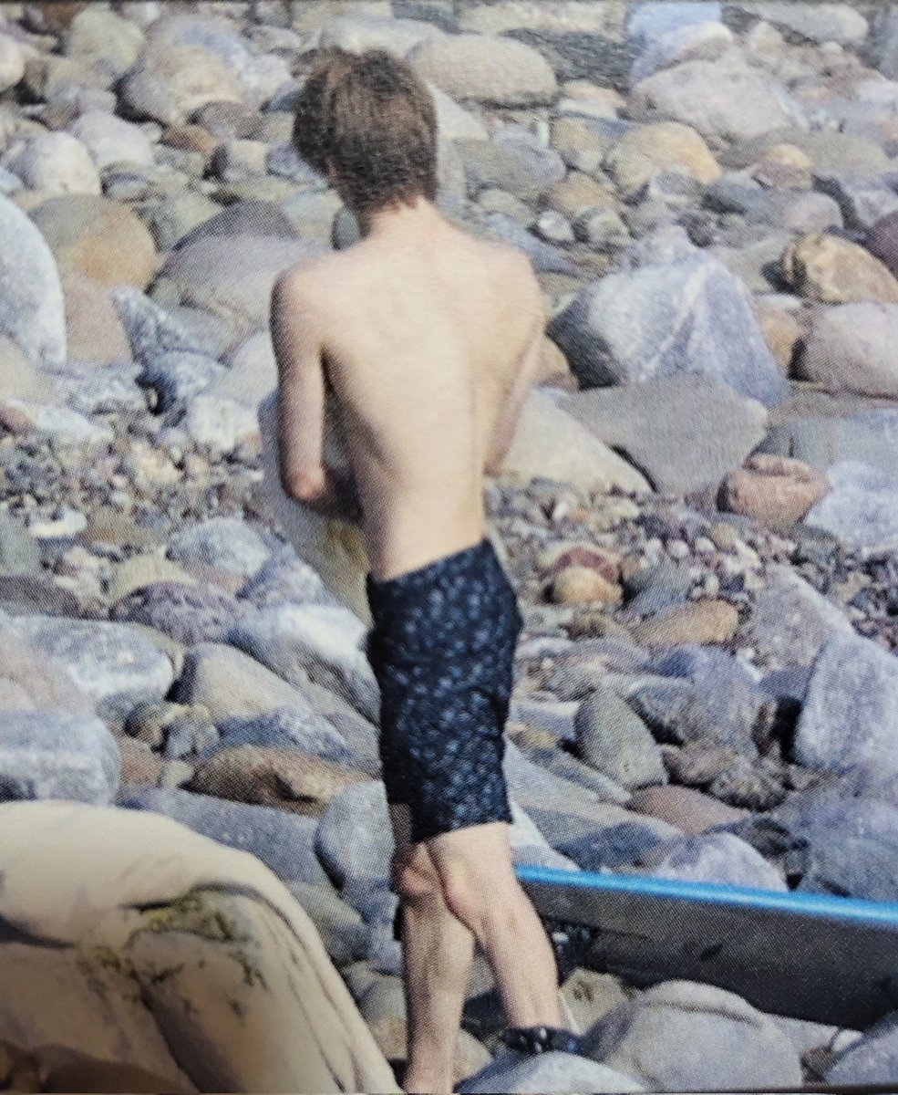 whiskeyedesires's tweet photo. JAEHYUN SHIRTLESS // WTF JAEHYUN BACK MUSCLES https://t.co/E40kkAigPx