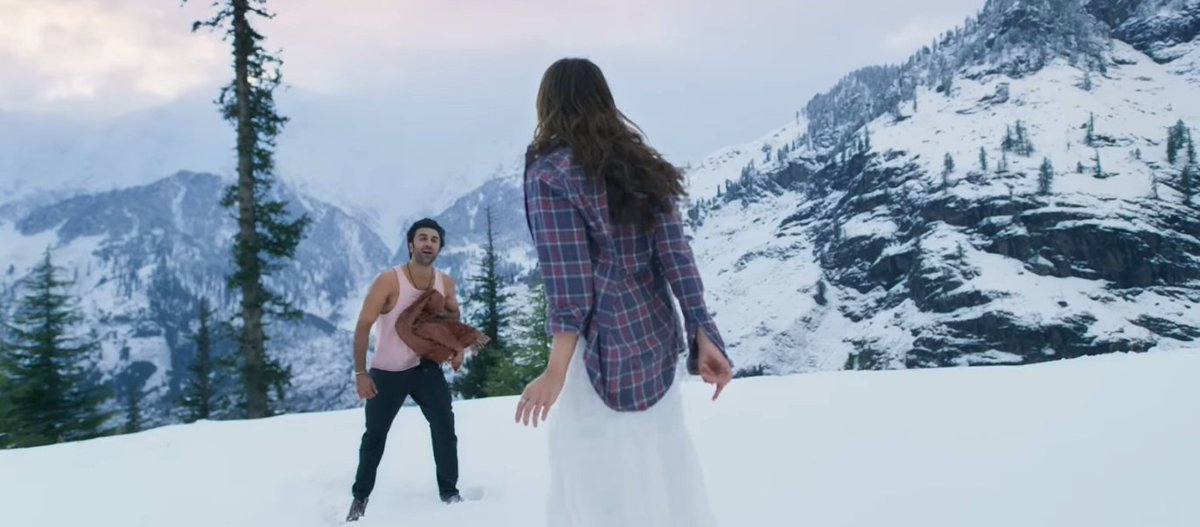 harshhmellow's tweet photo. YJHD X Brahmastra 🩷🪄 https://t.co/n3PDcWLQ7F