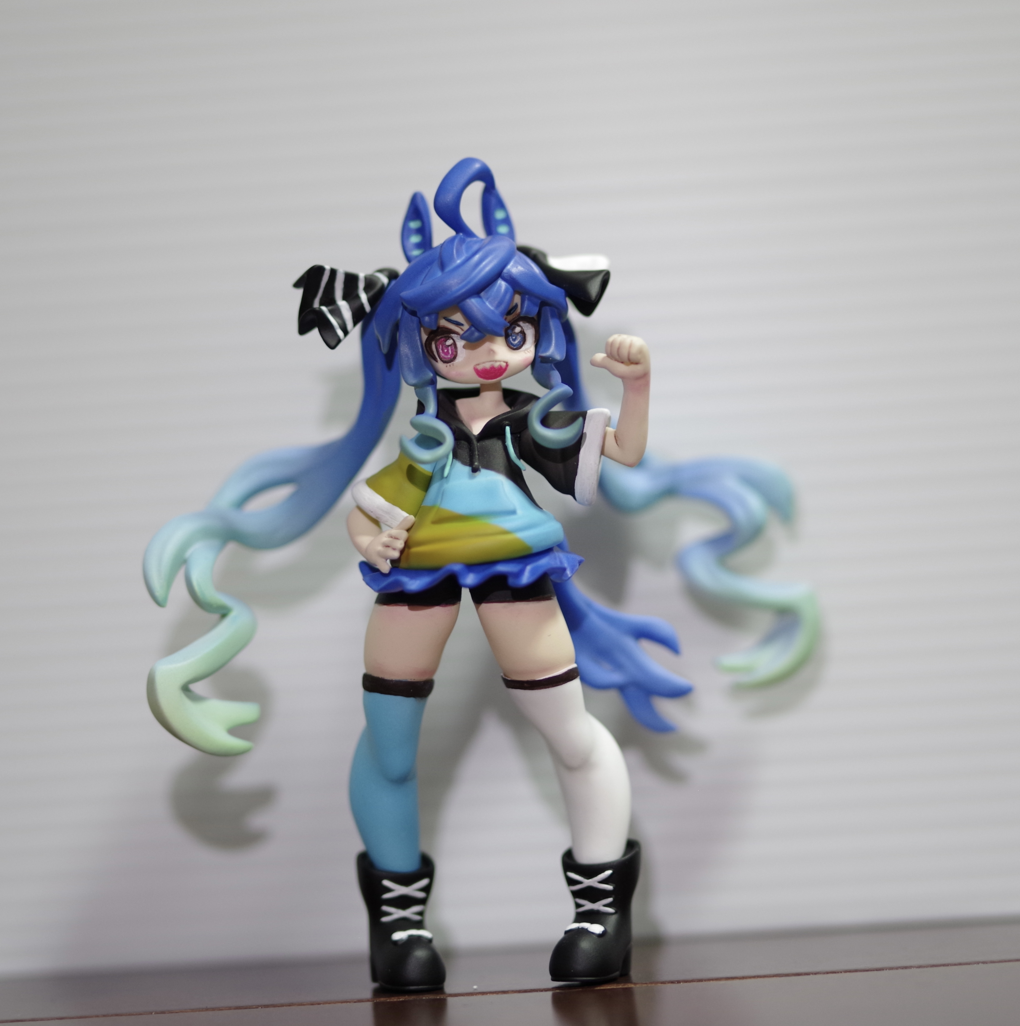 しんでねる on X: