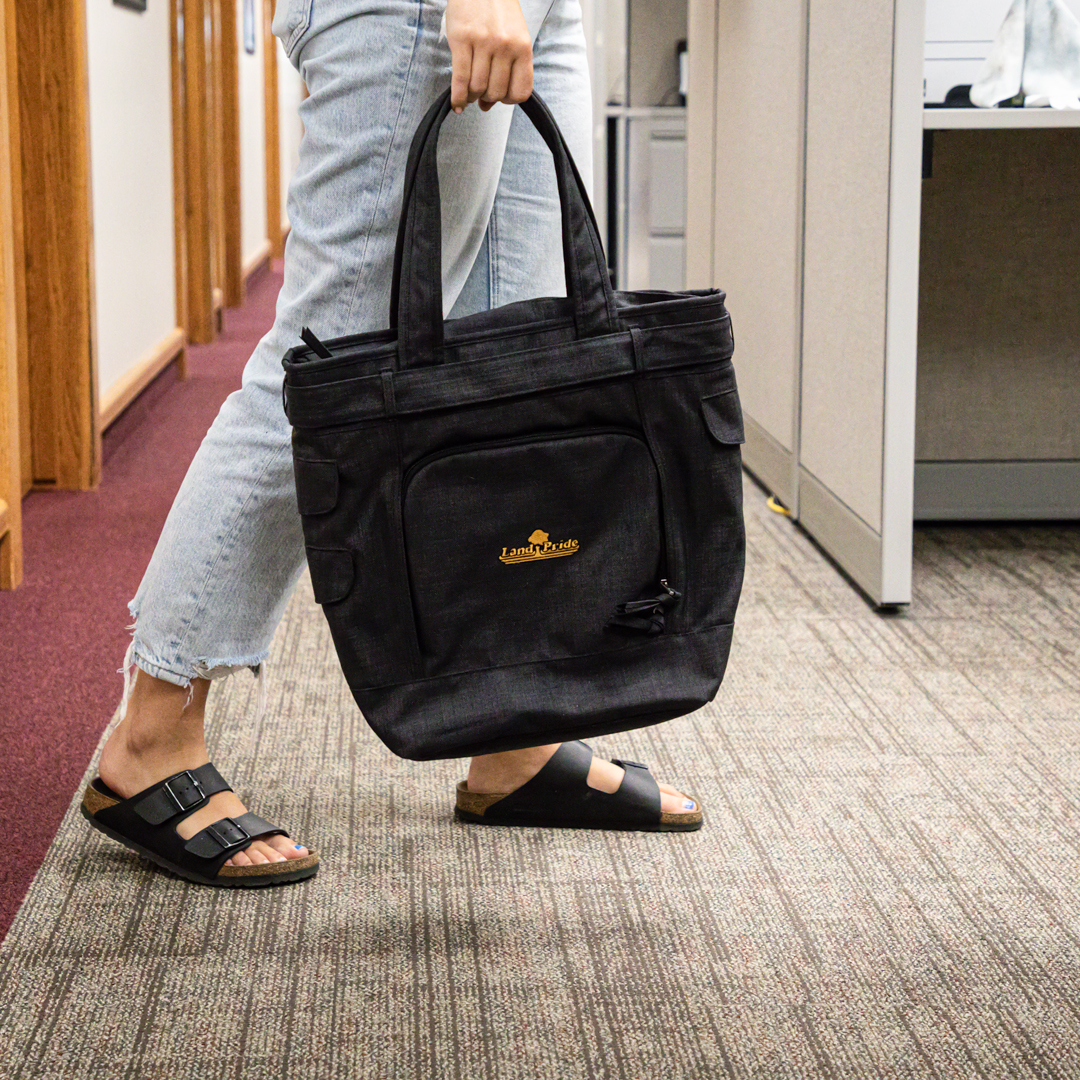 Land Pride tweet media