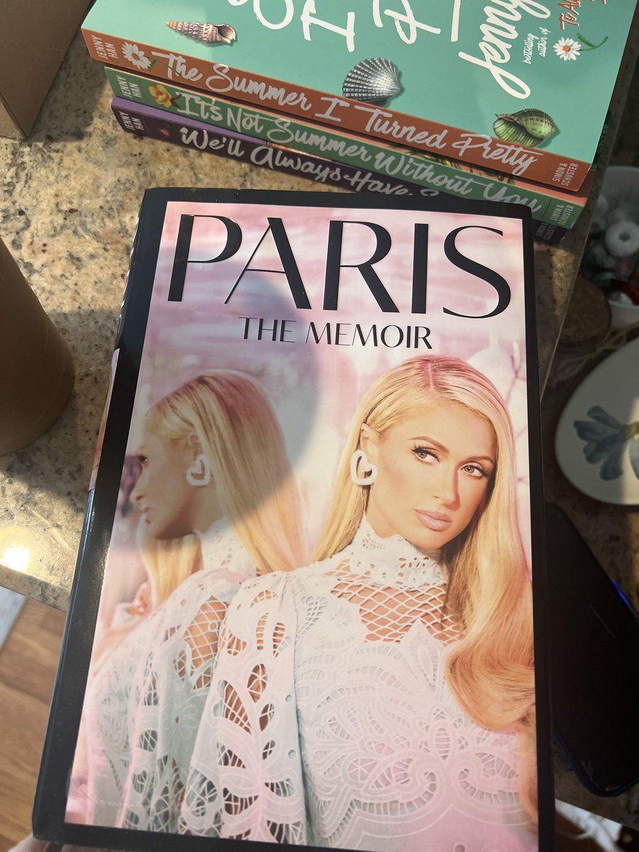 TweetinTP's tweet photo. not my husband with the best birthday gift ever 🤩 @ParisHilton can’t wait to read!!!!!!! slivingggggg https://t.co/uzNvE0vwY0