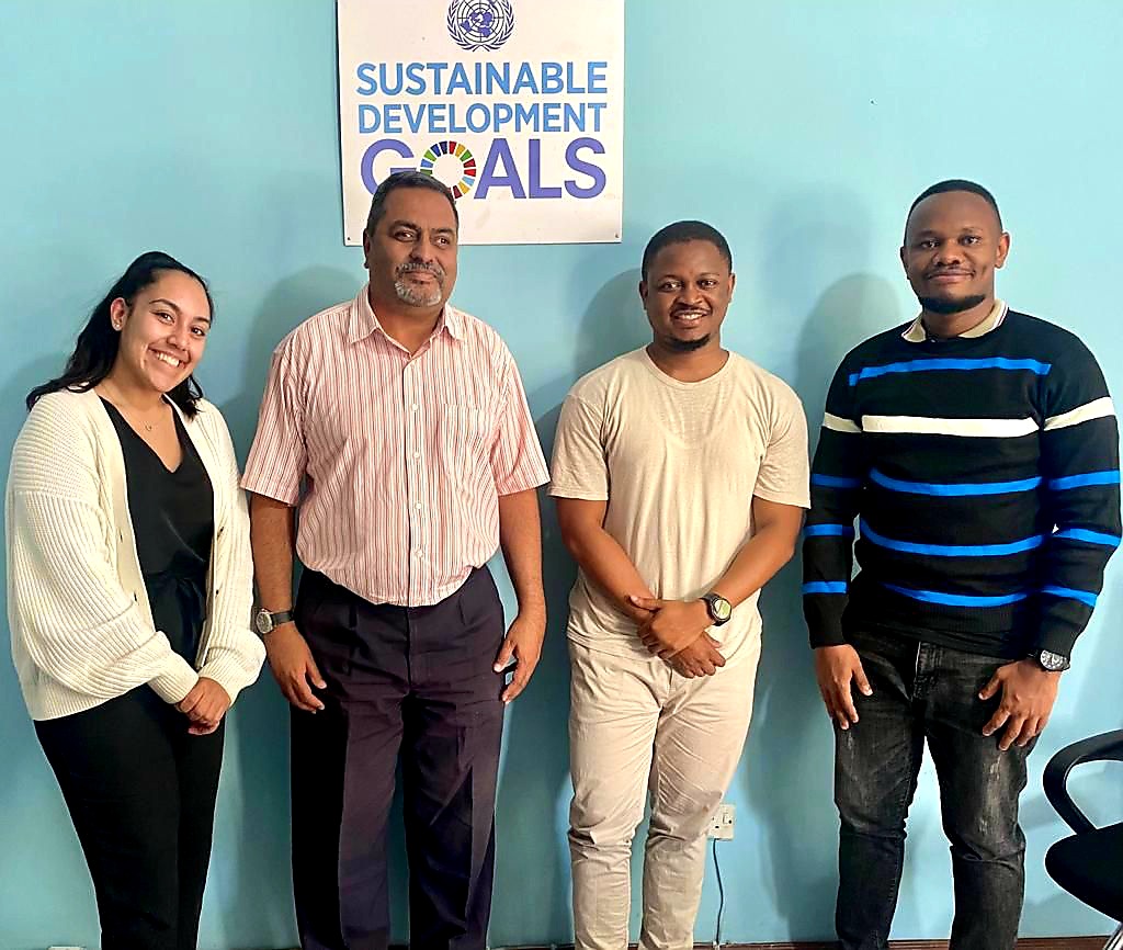 UNATanzania's tweet image. We love visitors🥳

Today The Aga Khan Hospital paid a courtesy visit at our offices to explore &amp;amp; discuss areas of collaborations as well as learn more from our experiences and expertise working on SDGs since its inception in 2015.

#collaboration 
#sdg17
#partnershipforthegoals