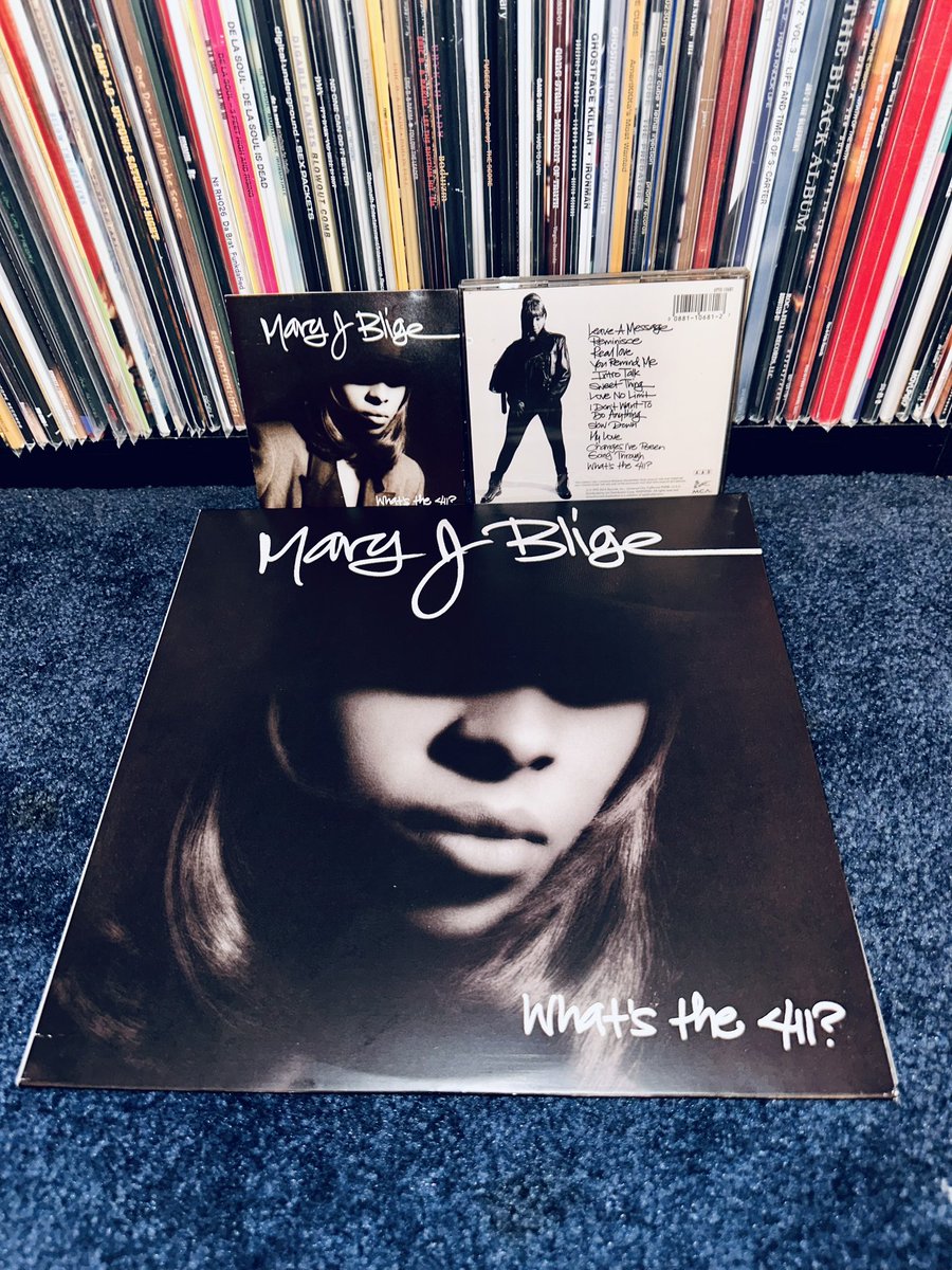 ilovehiphop_88's tweet photo. July 28th, 1992 Mary J Blige released her debut album What’s The 411 ? https://t.co/zpO2FUW0je