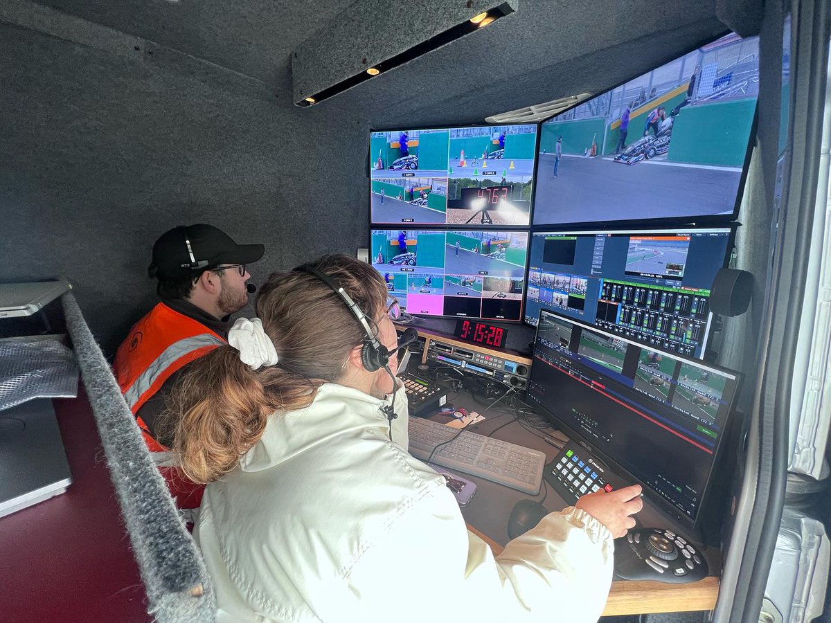 Vislink's tweet photo. Great job by @highvizmedia on this year's #formulastudent races. #Onboard camera, roving reporters. #Vislink got their back!
#broadcast #livestream #fs2023 #Behindthescenes #TVcrew https://t.co/ONB8GUYH7p