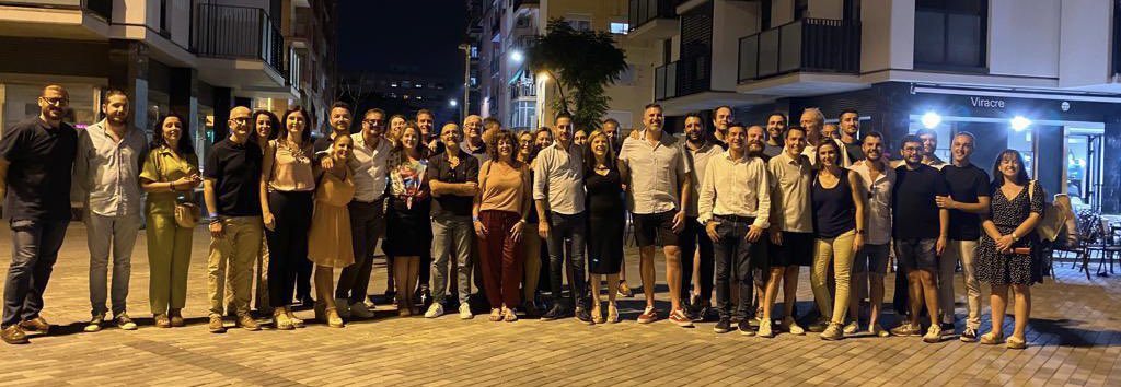 CarlosFBielsa's tweet photo. 💪🏻Somos un partido fuerte y unido que trabaja en todas las instituciones en favor de políticas para la mayoría social. Y vamos a seguir defendiendo la igualdad y la justicia social por encima de la crispación y el miedo 

Gracias por la energía
Seguimos 🌹 https://t.co/KtGRb18L3n