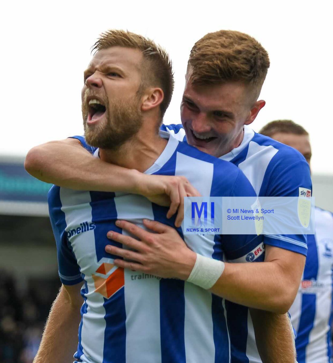SL_SportsPhotos's tweet photo. Sad to see this Poolie Legend go he’s been one of our best performers for the club over the last 9 years #mrconsistant he has his doubters but for me we were lost when he never played! Good Luck wherever you land I’m sure you’ll be an asset to your new club. #onceapoolie #thanksforthememories