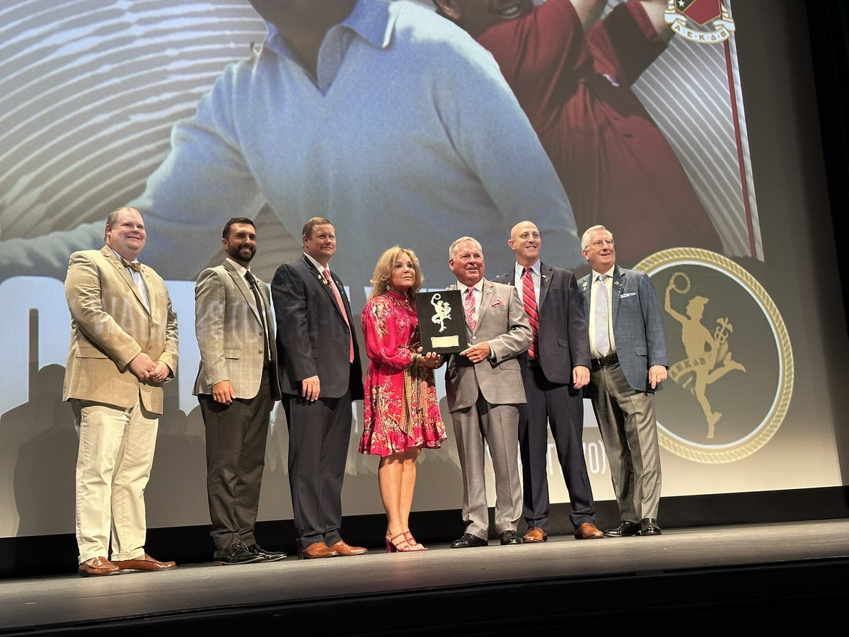 Congrats to the <a href="/KappaSigmaHQ/">Kappa Sigma</a> 2022 man of the year Lanny Wadkins.