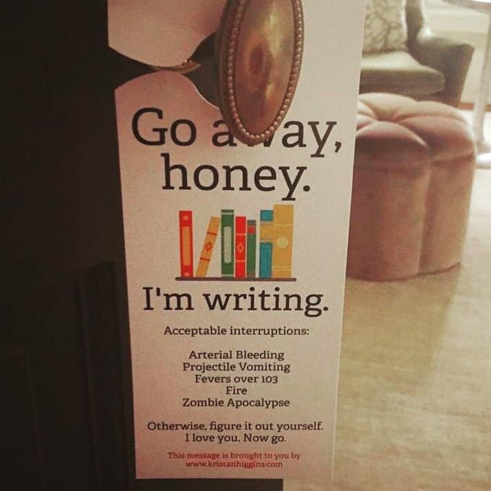 roadmapwriters's tweet image. #FridayFunny #AmWriting #WritingCommunity