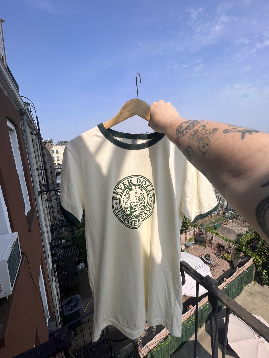 Fever Dolls tweet media