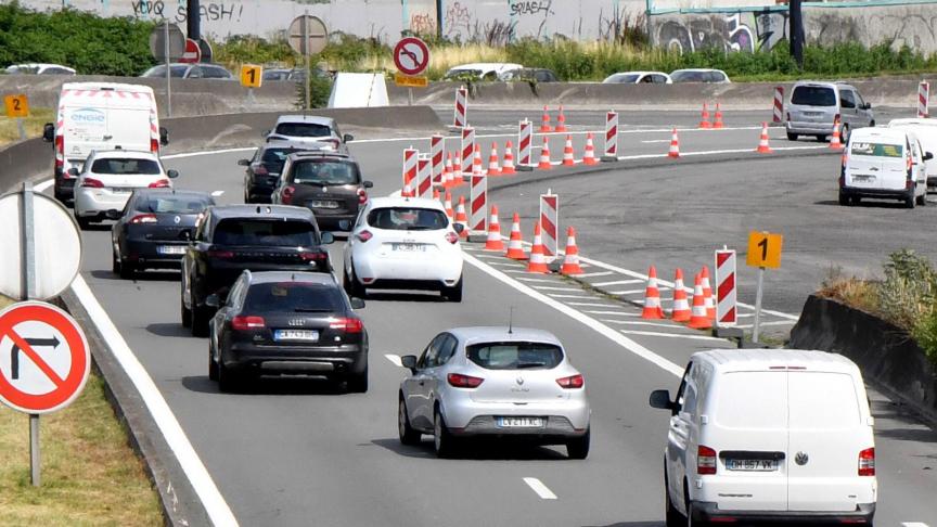 lavoixdunord's tweet photo. Travaux autour de #Lille : trois radars ont été ajoutés temporairement et t semblent flasher très fréquemment
https://t.co/LznGC9Soqi https://t.co/YWybc33BAd