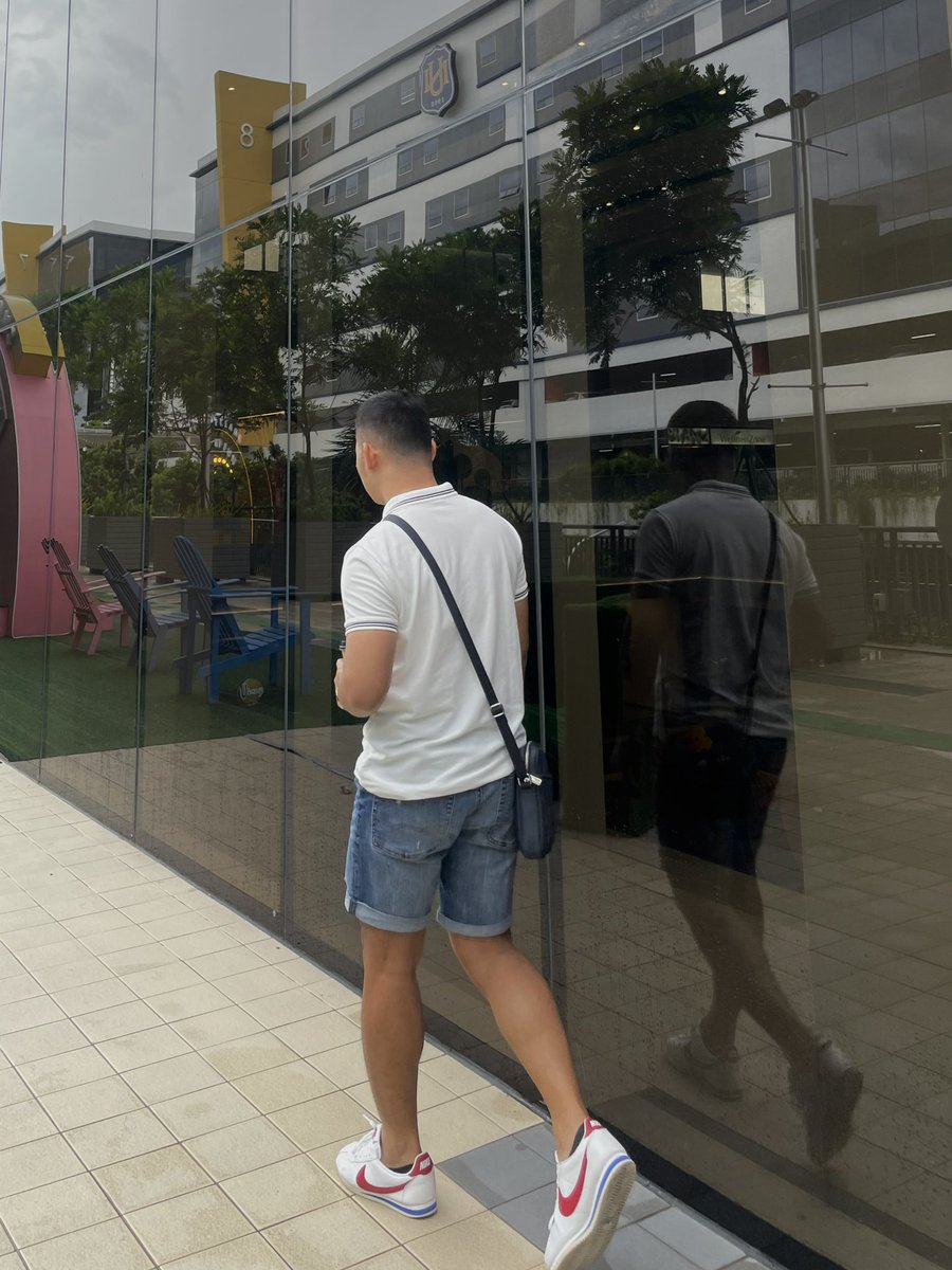 YazarArjay's tweet photo. Strolling around the city. #Pampanga https://t.co/FAVLqOLakF