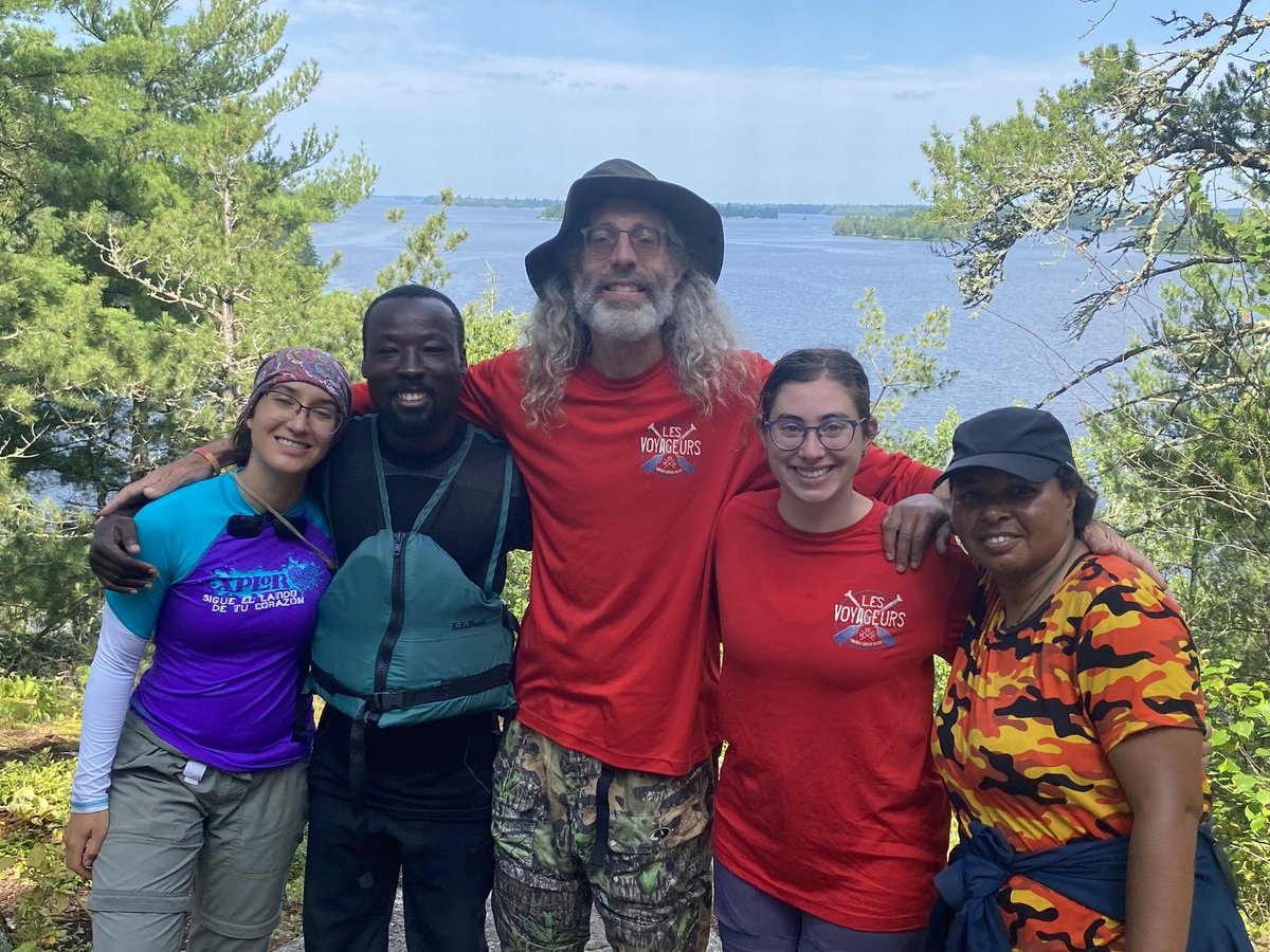 VoyageursCLV's tweet photo. Quel belle vue! Amazing overlook above Kabetogama!! https://t.co/4xDr6A1H2v