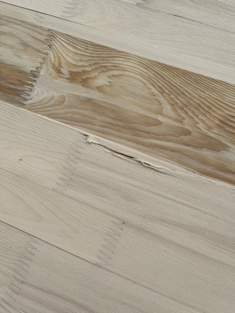 Heyitskayls's tweet photo. @VeryHelpers hi, I’m hoping someone can help, my delivery of a Wendy house has come. We have put this together and found some pretty noticeable damage. Some scrapes but biggest concern is the walls look like they are bowing out. https://t.co/fbamc9MNIw