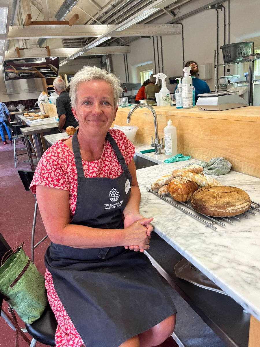artisanschool's tweet photo. We do love a happy #bakingstudent https://t.co/DQzyLQrabe