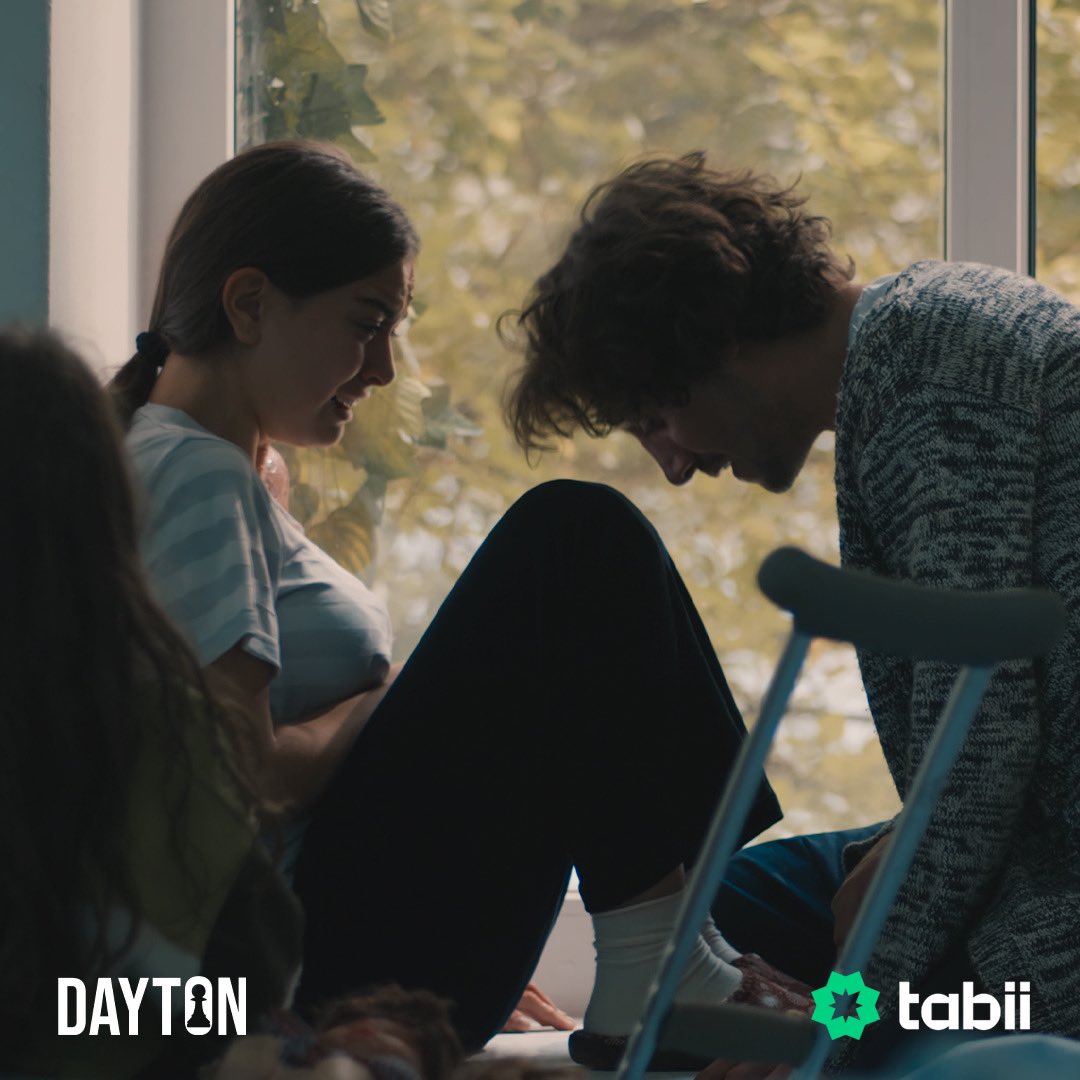 Sizce bu fotograflar hangi bölümlere ait?

#Dayton tüm bölümleriyle #tabii’de, hemen indir ve izlemeye başla! 💚