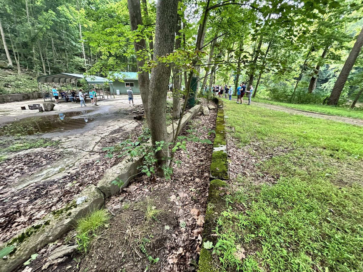 TyMullins's tweet photo. First amusement park today, Rock Point. Looks like we just missed it being open… by 112 years 😉 Some cool remnants of the namesake overlook and the Shoot the Chutes https://t.co/CSUZ54BeZa