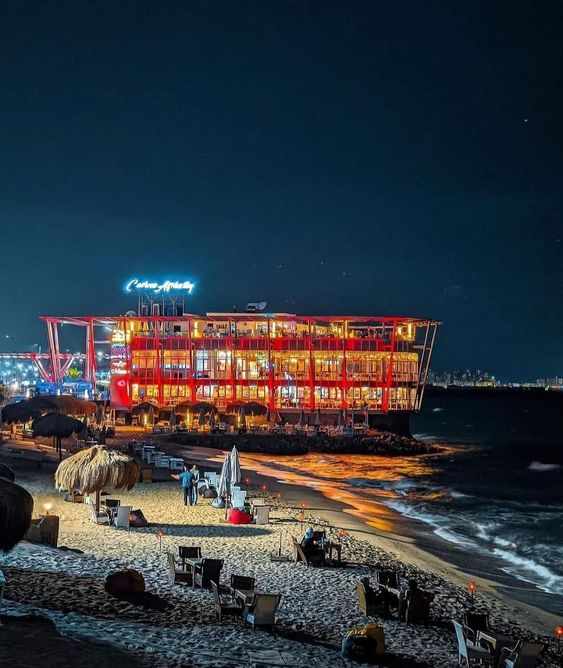 Alexandria_egy1's tweet photo. لو هتكلم في التفاصيل
للصبحية هقول مواويل
بحري وقبلي وصبح وليل
بموت في اسكندرية ❤️

[جديد] حمزة نمرة | اسكندرية

@HamzaNamira https://t.co/iTiRn2U6WJ