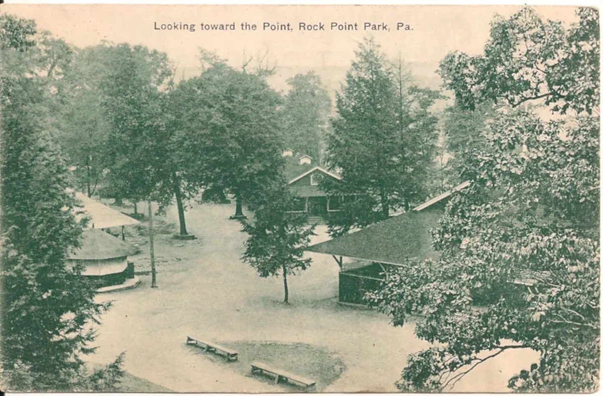 TyMullins's tweet photo. Some postcards of the park in its heyday. It’s crazy how many parks used to dot the country https://t.co/79wREAY7VN