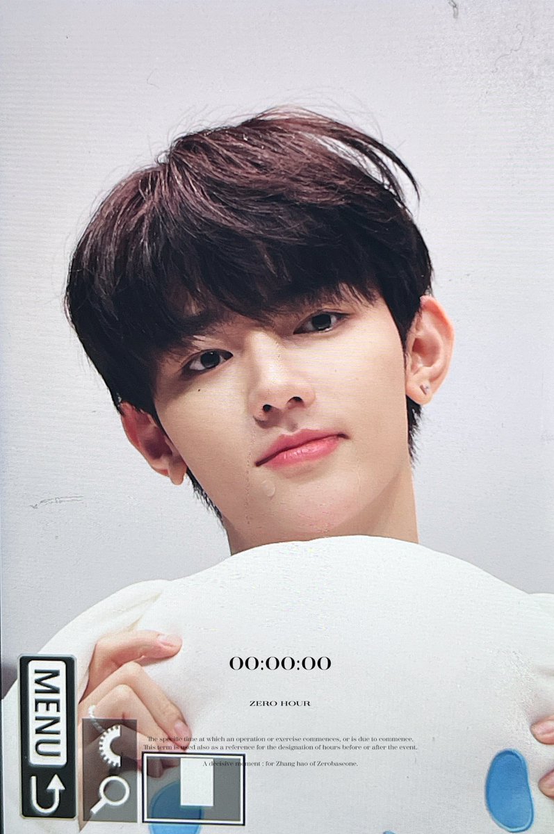 zerohour_zh's tweet photo. 230728 아기 탕후루 #장하오 #ZHANGHAO #제로베이스원 #ZEROBASEONE #ZB1 https://t.co/CDOSGCk3QO