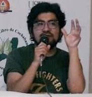 AleComunicacin1's tweet photo. Conozcan a jefe indígena aimara @MamaniMagne un "escribiente" al servicio del otro racista aimara, el fascista @LaramaDavid 
Ambos odiadores de blancobolivianos.
Éste Mamani Magne es primo del ministro del régimen, el aimara @ivanlimamagne 
#Bolivia 
#AimarasRacistas https://t.co/tS8Q6DFLkW