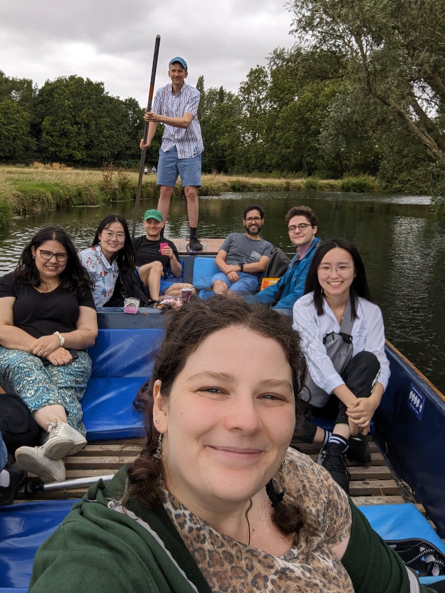 kite_joanne's tweet photo. Annual @LabWeekes punting trip. No one's fallen in yet 🛶 https://t.co/yR1pVy6oq4