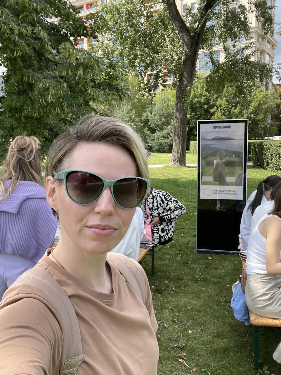 Me and my artwork at the exhibition in the Muzeon park in the centre of Moscow 🤍