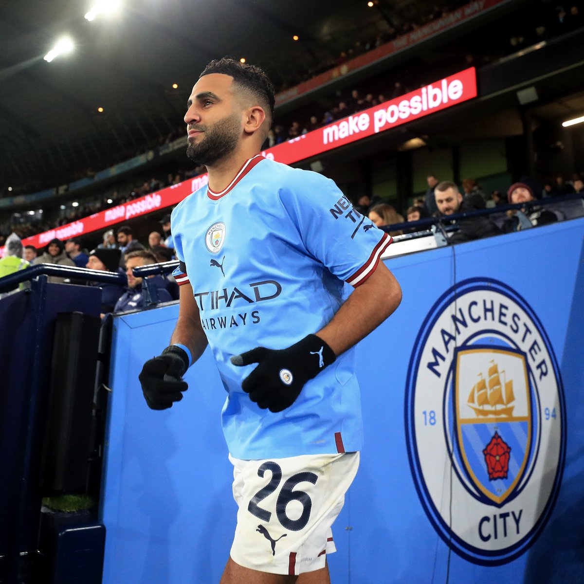 ManCityFra's tweet photo. Le meilleur passeur africain de l'histoire de la Premier League, le joueur africain le plus titré en Premier League et le meilleur buteur algérien et maghrébin de l'histoire de la Ligue des champions, Riyad Mahrez 🩵🪄