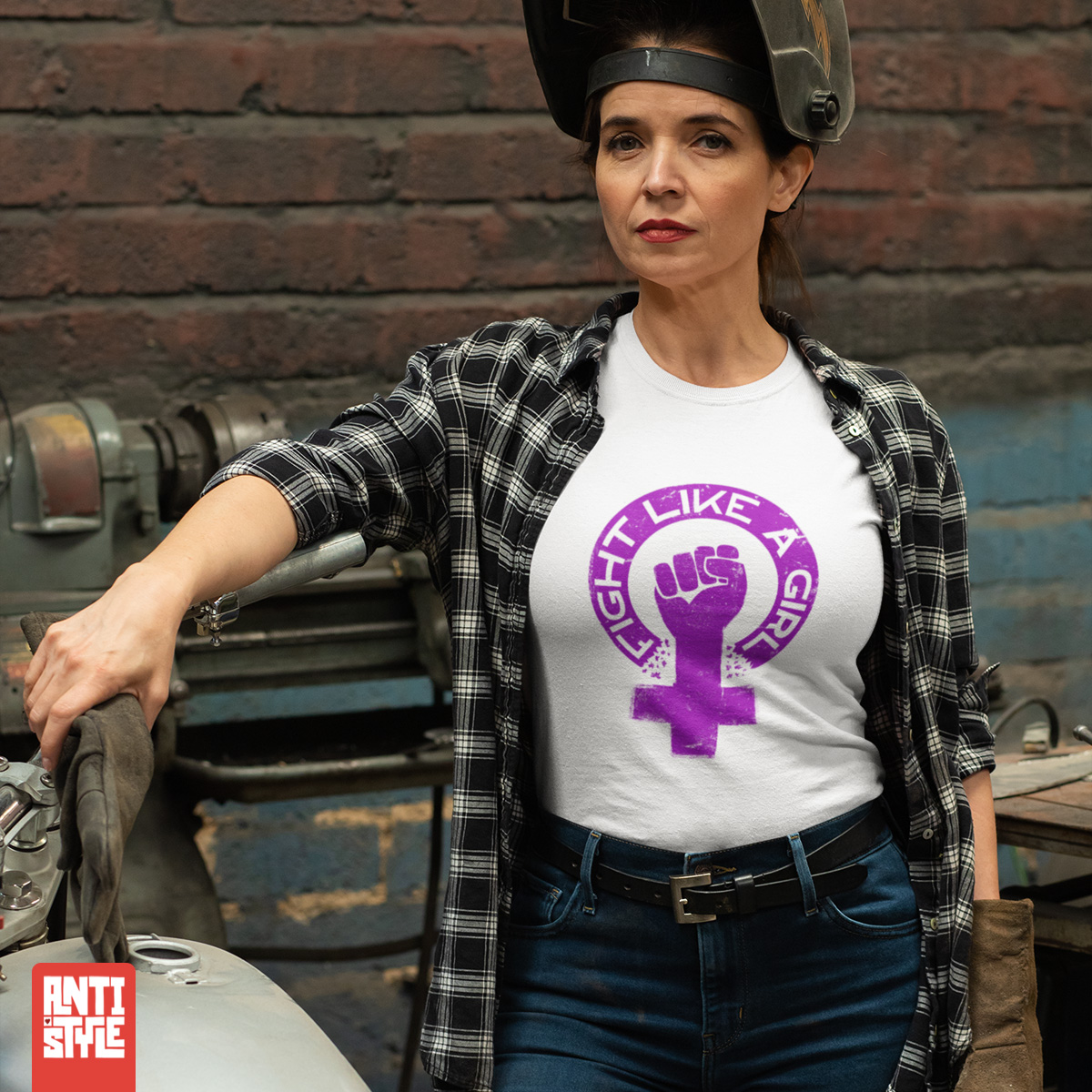 antistyle_es's tweet photo. ✊🏼 Una camiseta reivindicativa que deberíamos llevar puesta todas. Fight like a girl!
👉https://t.co/Z6VdfnFWhF
#fightlikeagirl #feminismo #feminista #camisetafeminista #mujertrabajadora #peleacomounachica #womanpower #girlpower #tshirt #camiseta #antistyle #camisetamolona https://t.co/malhigXDdn