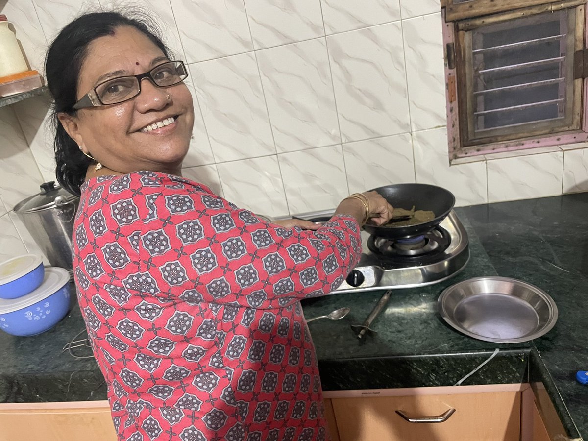 BhupeshDipti's tweet photo. On the occasion of #InternationalMilletsYear
BJP Millets Month 2023
#MyFavouriteMillets Home Made - બાજરી ના લોટ ની સુખડી , સૂંઠ , એલચી જાયફળ , બદામ પાવડર ,ઘી , ગોળ.
#MM4Millets
🔸Diptiben Bhatt
🔸 Vice President Mahila Morcha , kheda Jilla.@VanathiBJP @Deepikasardava https://t.co/xWSKbJ8CsU