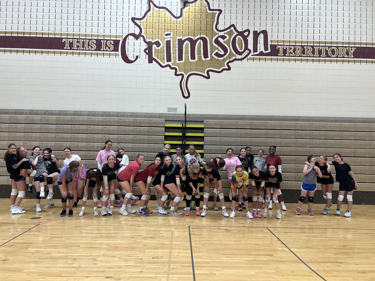 crimson_vb's tweet photo. Our final Crimson Girls Volleyball Open Gym is behind us and we are psyched for the season to be so close!  

We have one last Sand Saturday left before Captains' Practices and then it is off to the races!

#crimson_vb #CrimsonFamily https://t.co/N2EtaViqeu