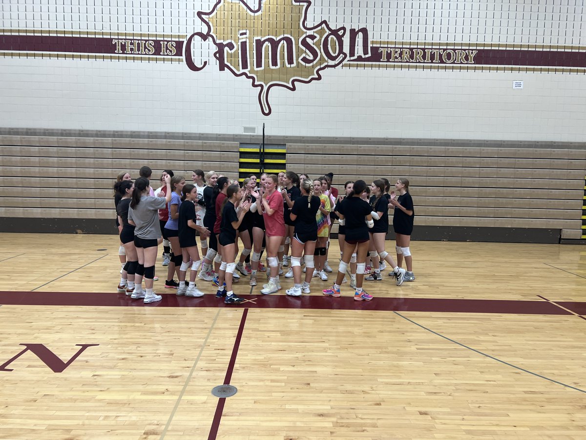 Our final Crimson Girls Volleyball Open Gym is behind us and we are psyched for the season to be so close!  

We have one last Sand Saturday left before Captains' Practices and then it is off to the races!

#crimson_vb #CrimsonFamily
