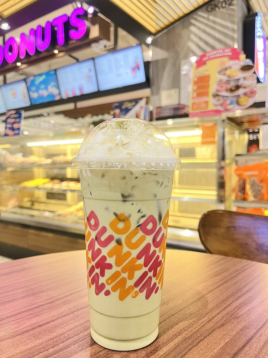 swacinta's tweet photo. Dunkin Donuts dah ada Iced Matcha Latte 💚

Sedap and creamy! Paling penting tak manis sangat 🥹❤️ https://t.co/yJRh45mLmq