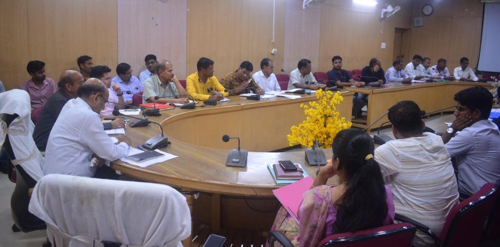 जिला कलक्टर ने ली राजस्व अधिकारियों की बैठक
baran.rajasthan.gov.in/home/press-rel…