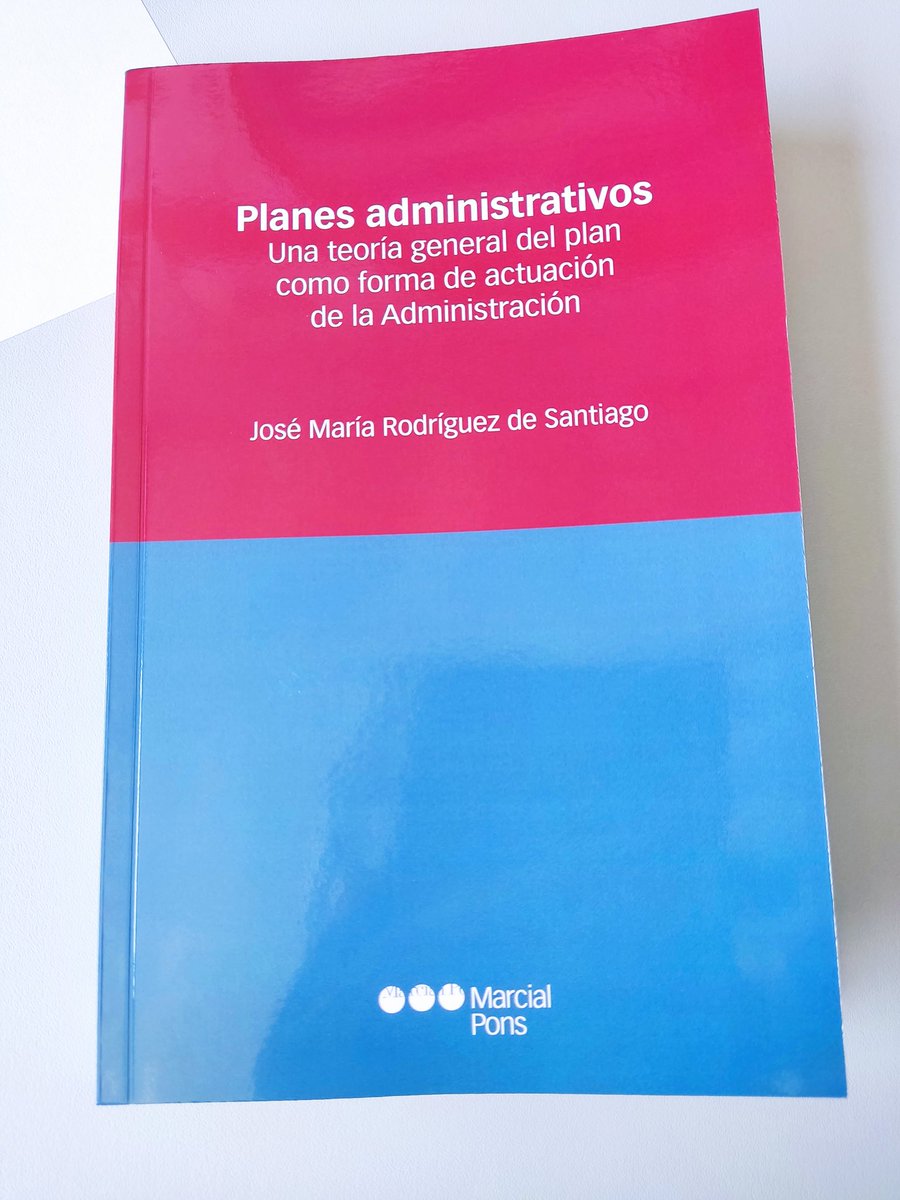 Especialmente recomendado para los frikis del Derecho administrativo que todavía no tengan planes para este verano.