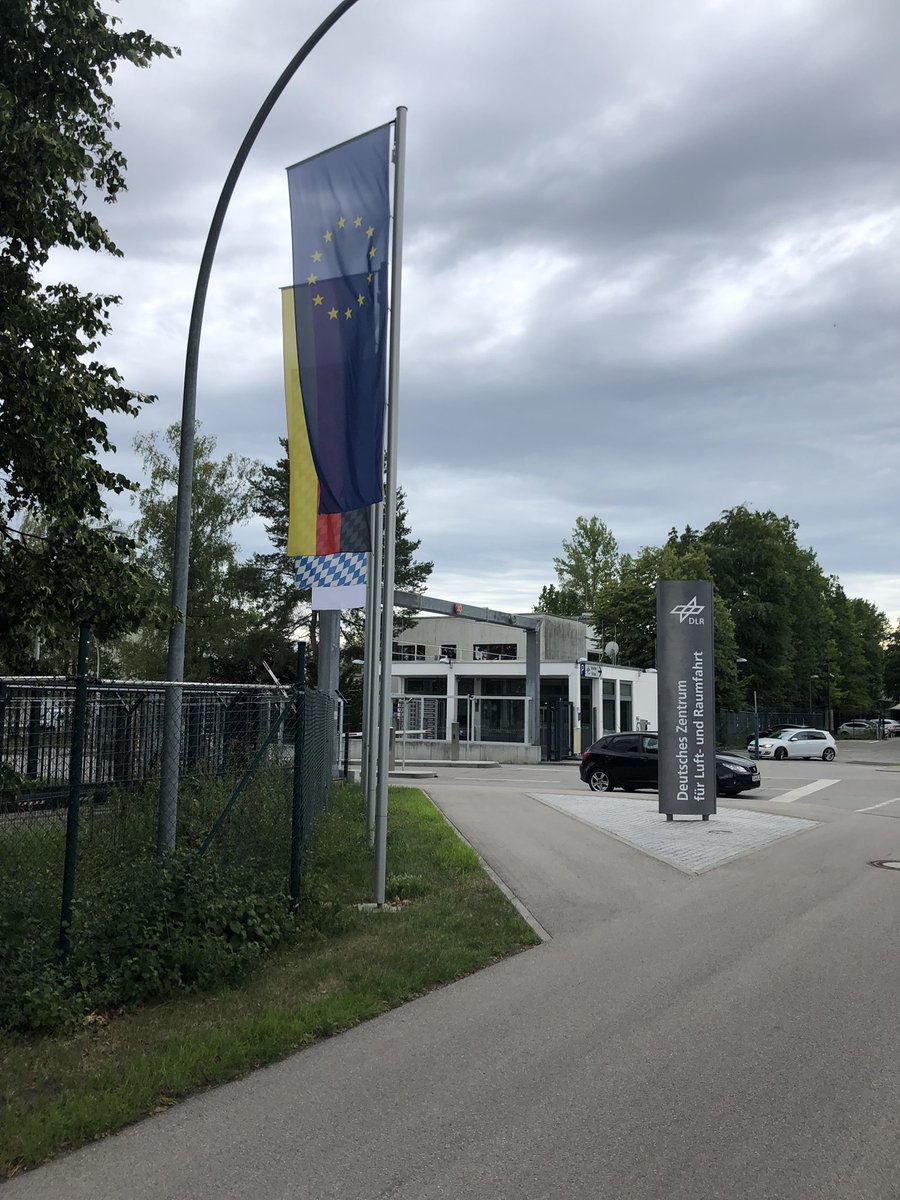 Ian_Benecken's tweet photo. Bye, bye @DLR_en/#GSOC/#colcc. I wonder when I will be here next time. For my Bachelor‘s thesis no further visit is planned. https://t.co/GbpAZJVreb